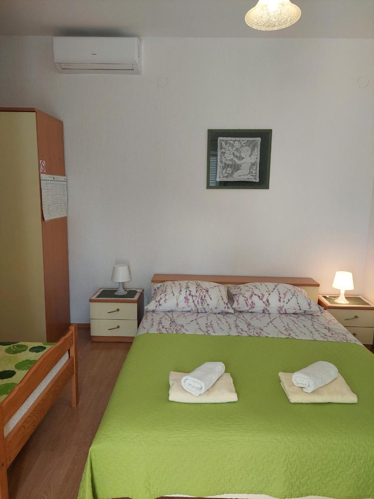 Rooms Hodanic Крк Номер фото